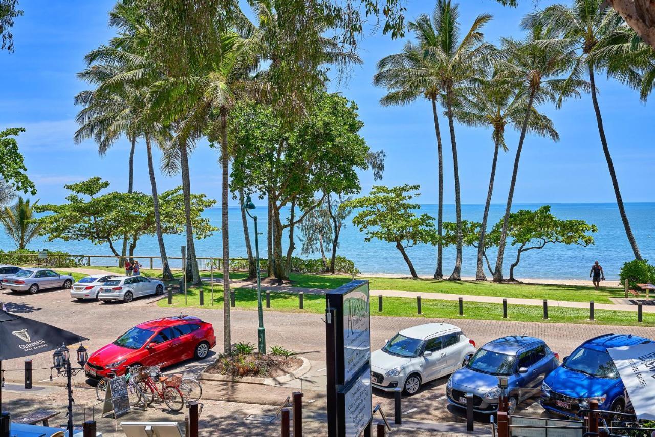 Alassio Beachfront Apartments Palm Cove Exterior foto