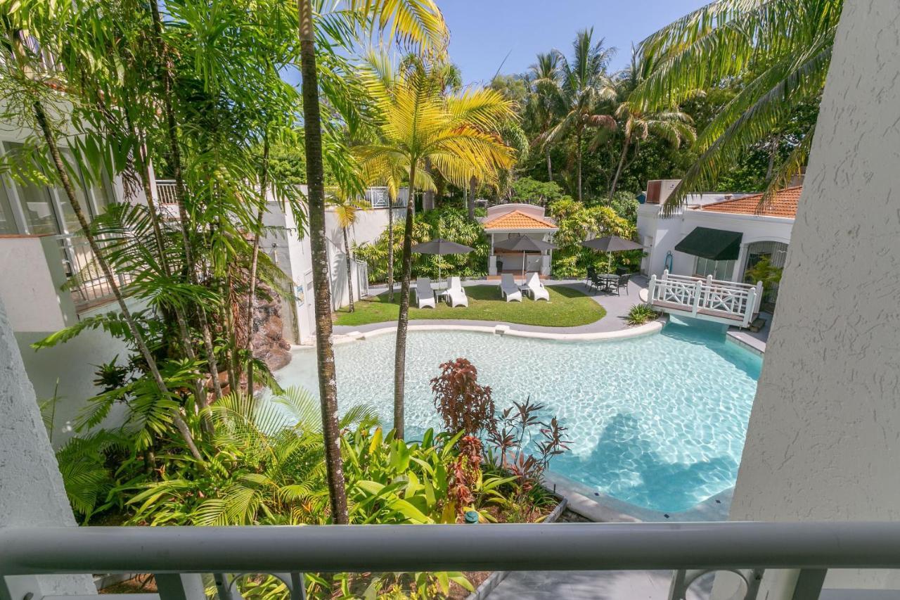 Alassio Beachfront Apartments Palm Cove Exterior foto