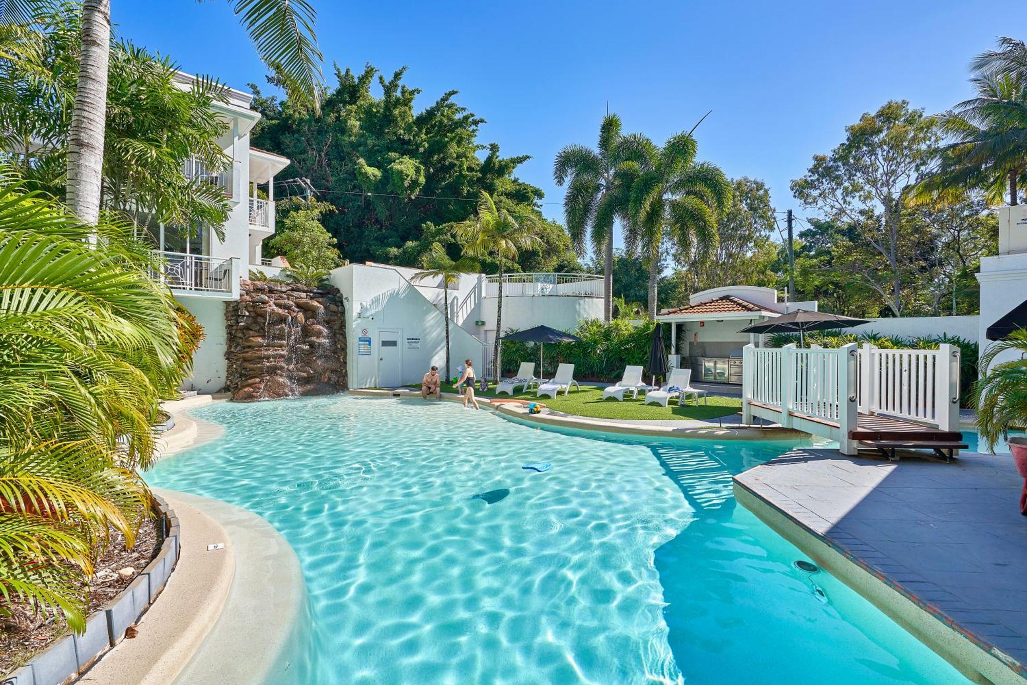 Alassio Beachfront Apartments Palm Cove Exterior foto