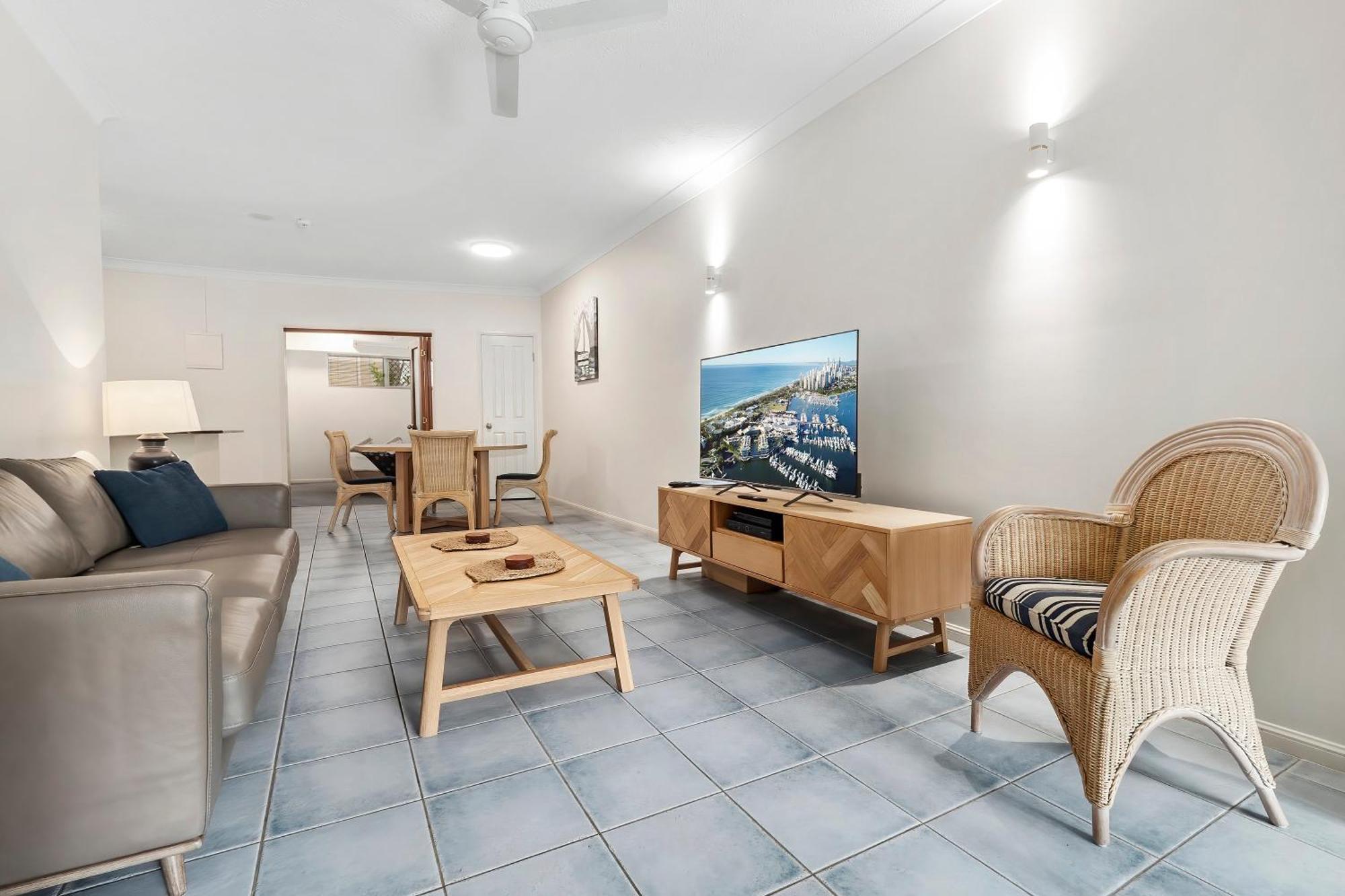 Alassio Beachfront Apartments Palm Cove Zimmer foto