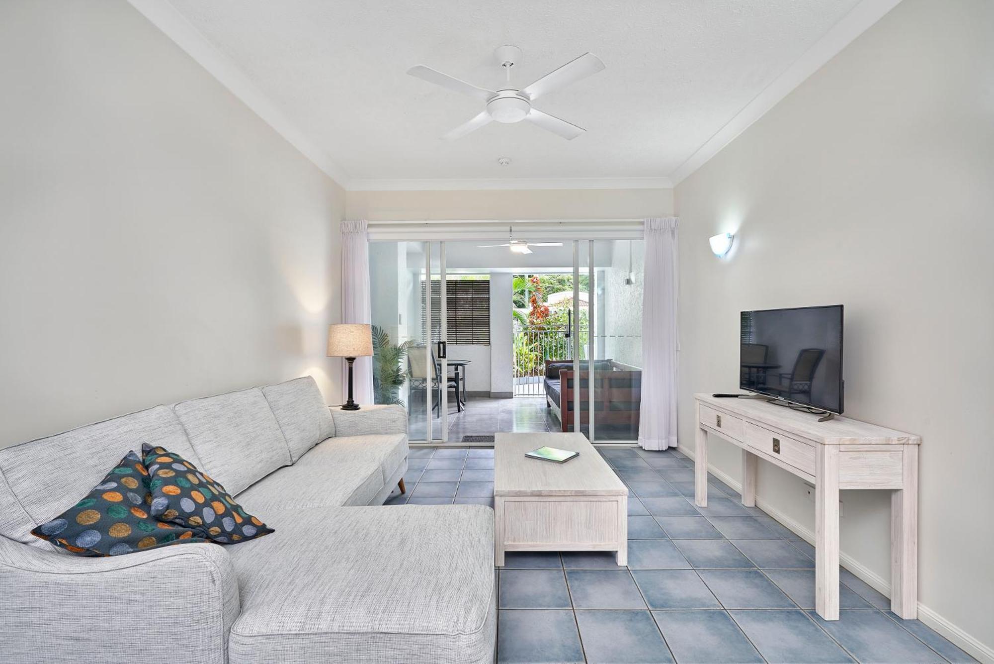 Alassio Beachfront Apartments Palm Cove Zimmer foto