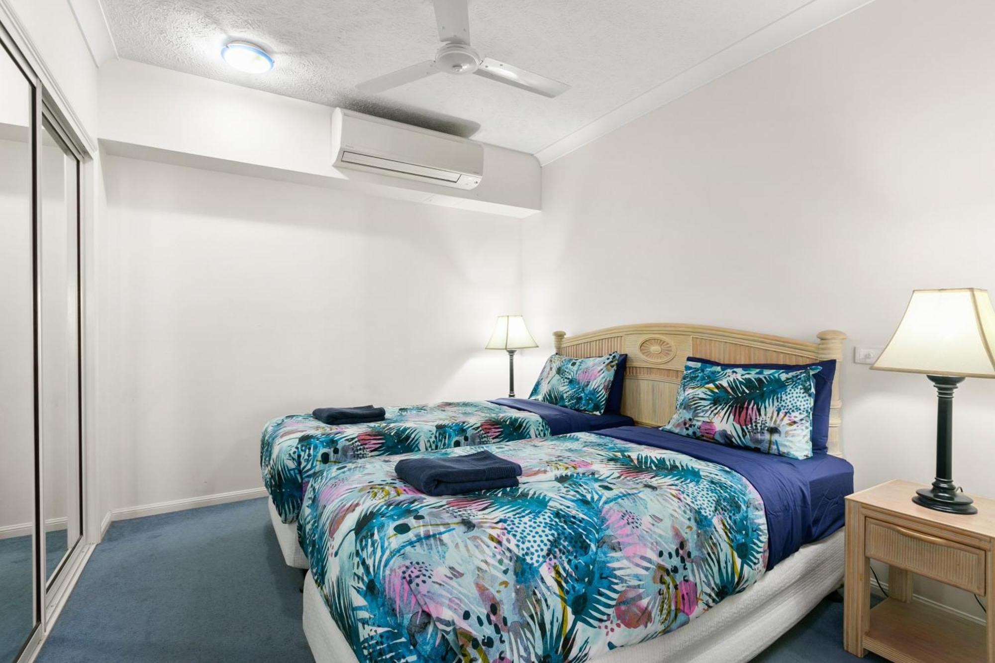 Alassio Beachfront Apartments Palm Cove Zimmer foto