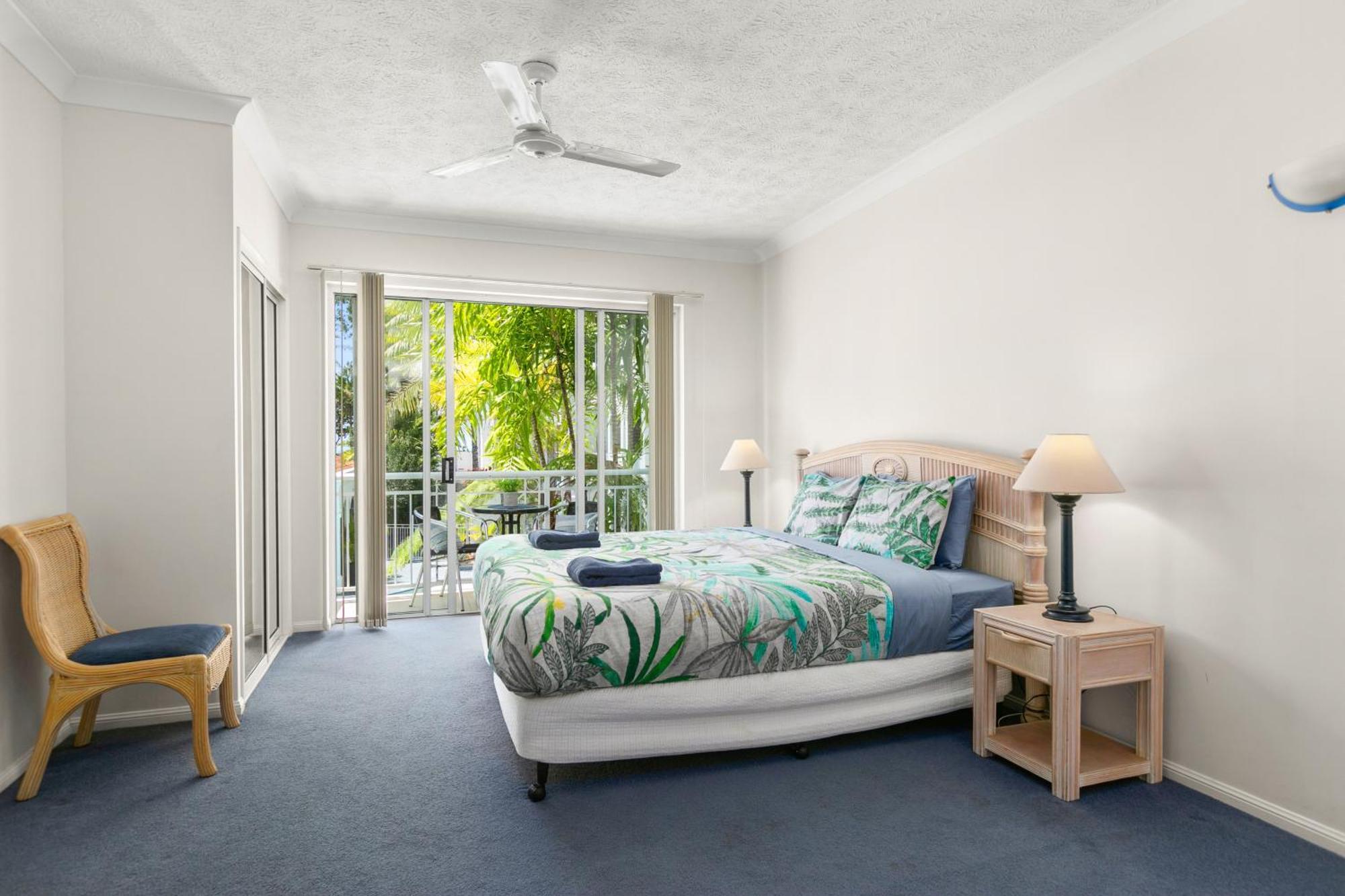 Alassio Beachfront Apartments Palm Cove Zimmer foto