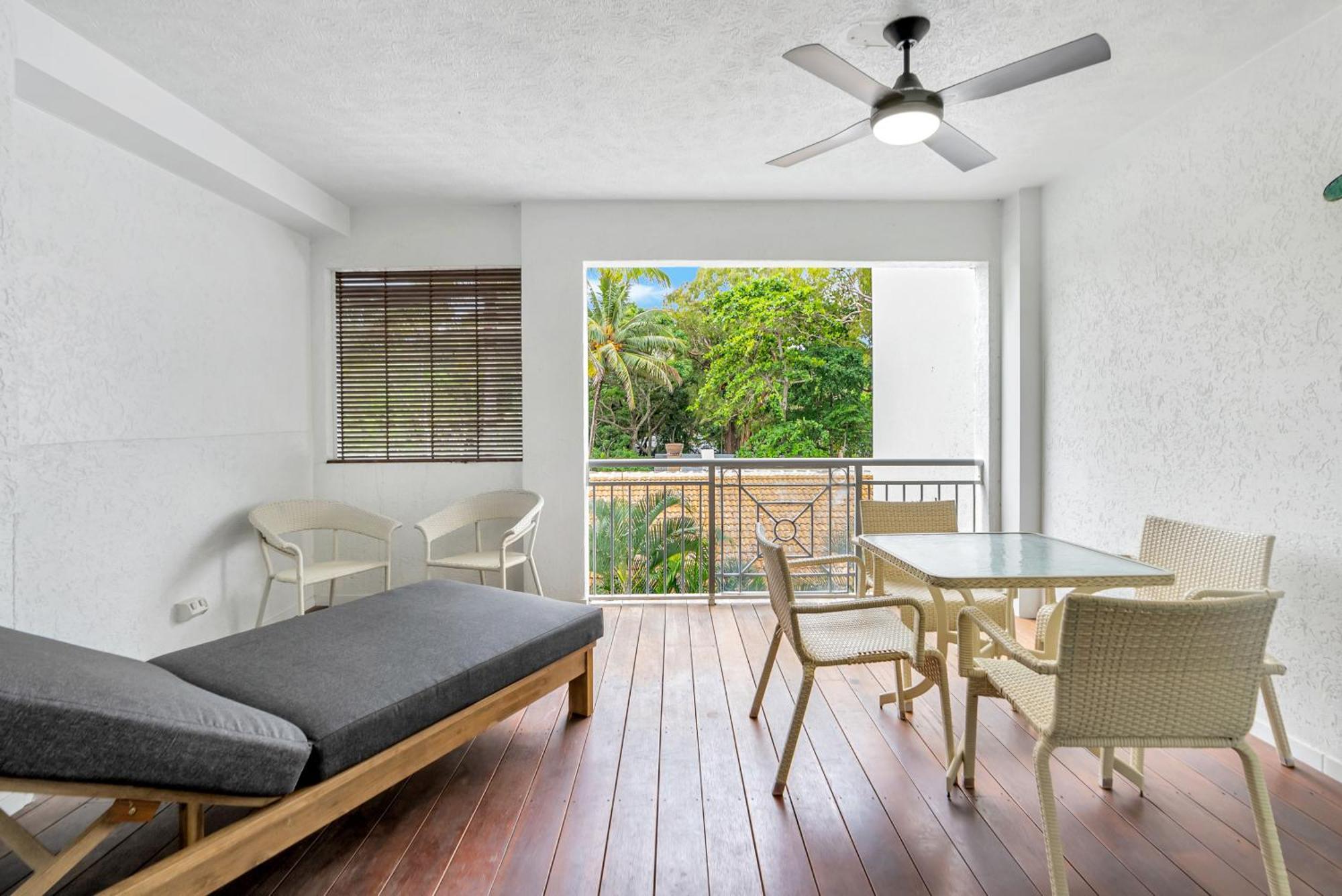 Alassio Beachfront Apartments Palm Cove Zimmer foto