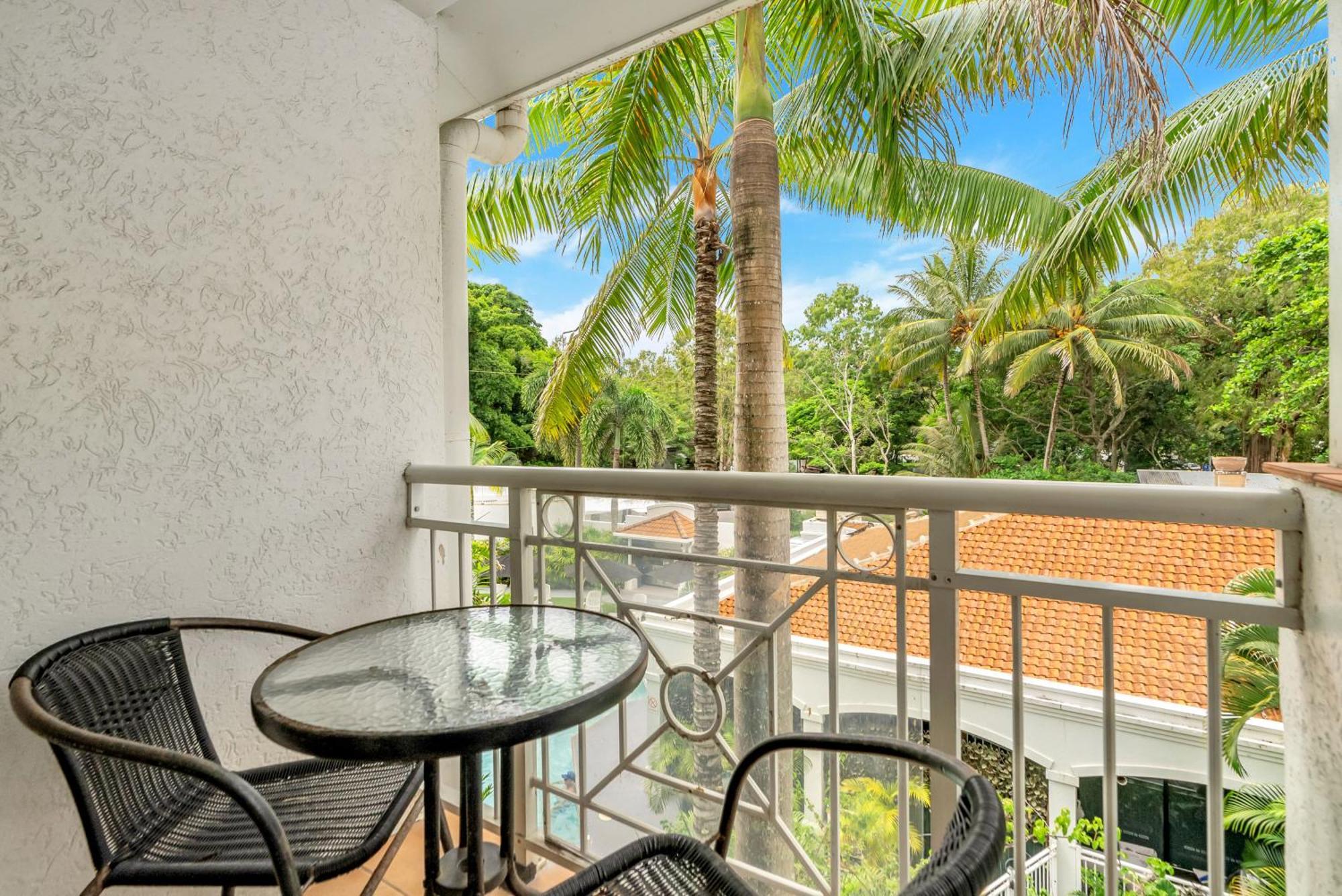 Alassio Beachfront Apartments Palm Cove Zimmer foto